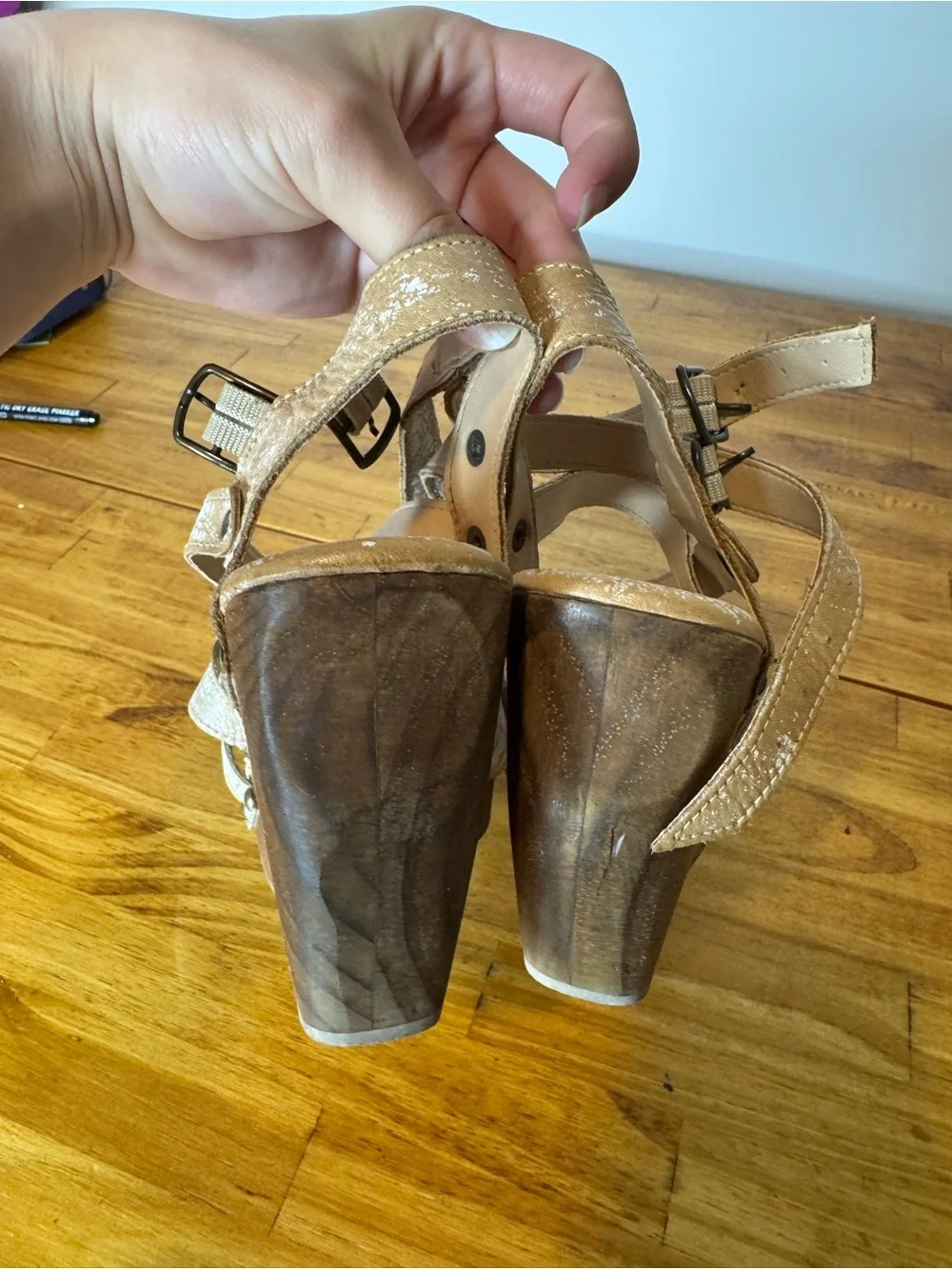 Bed Stu Juliana II Wedge Heel Strappy Sandals Distressed Leather Size 8